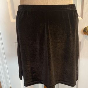 Vintage 90’s short Mini Black velvet skirt women’s Medium